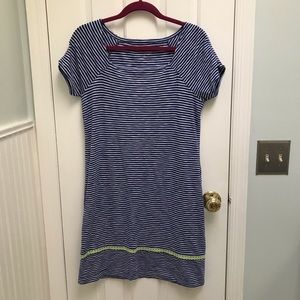 Vineyard Vines blue and white stripe t-shirt dress
